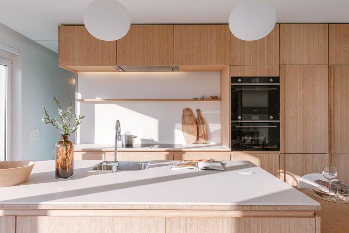 Huswell - Beautiful With Stunning View Apartment